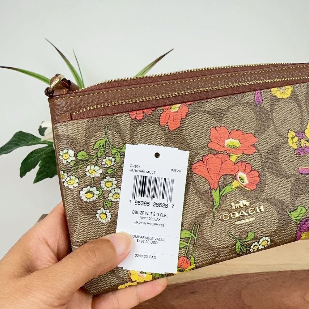 NWT Coach Double Zip Wallet In Signature Canvas With Floral Print‎ - Picture 7 of 8